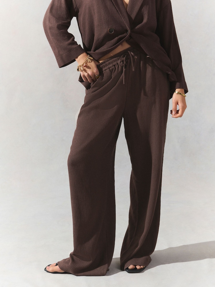 Brun - Pantalon large texturé froissé - Image 3 of 8