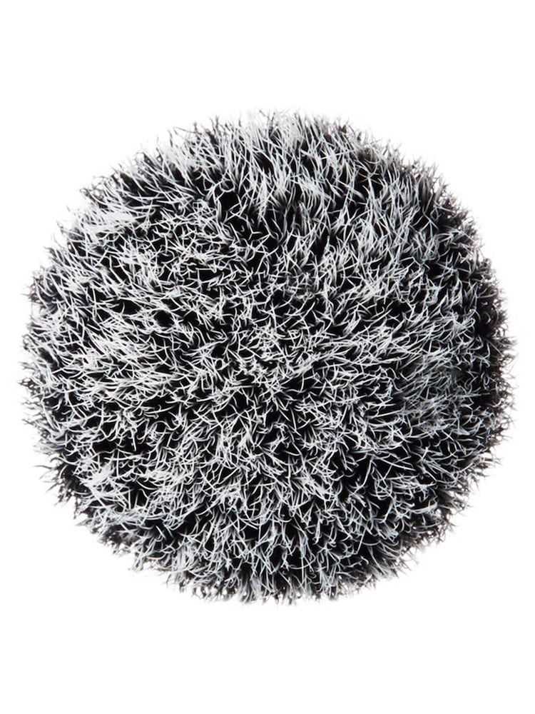 MAC 187s Duo Fibre Face Brush - Image 2 of 2