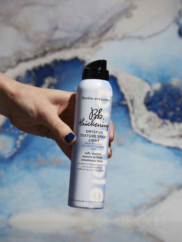 Bumble and bumble Thickening Dryspun Texture Spray Light 150ml - Image 2 of 5