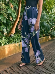 Темно-синий с цветочным узором - Kew Gardens Wide Leg Trousers with Linen - Image 2 of 4