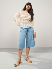 Dunkelblau - Lyocell Blend Tie Waist Denim Shorts - Bild 1 von 7