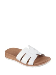 Skechers White Desert Kiss Low Peak Look Sandals - Image 2 of 3