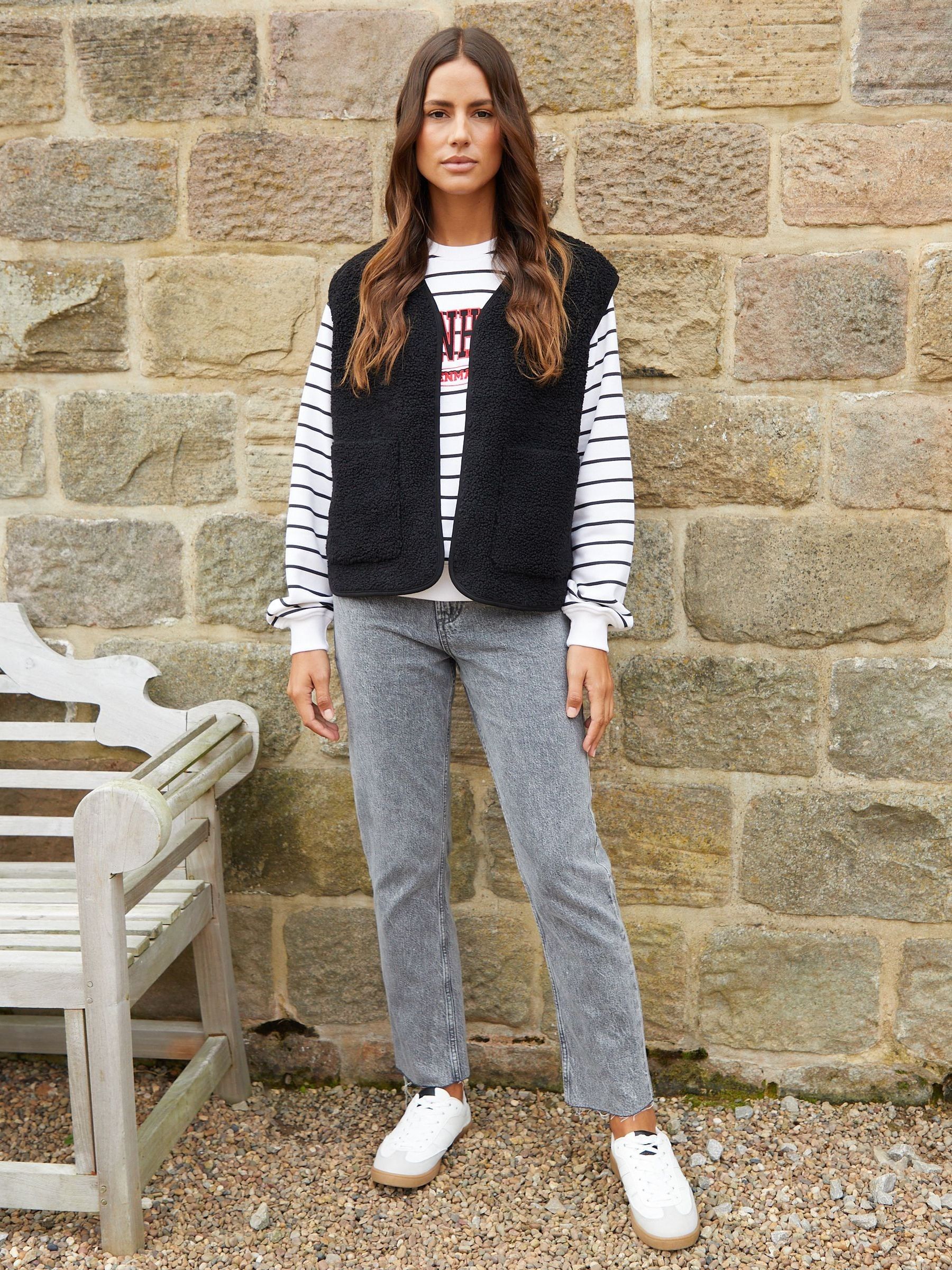 Buy Threadbare Black Reversible Borg Gilet from Next Canada