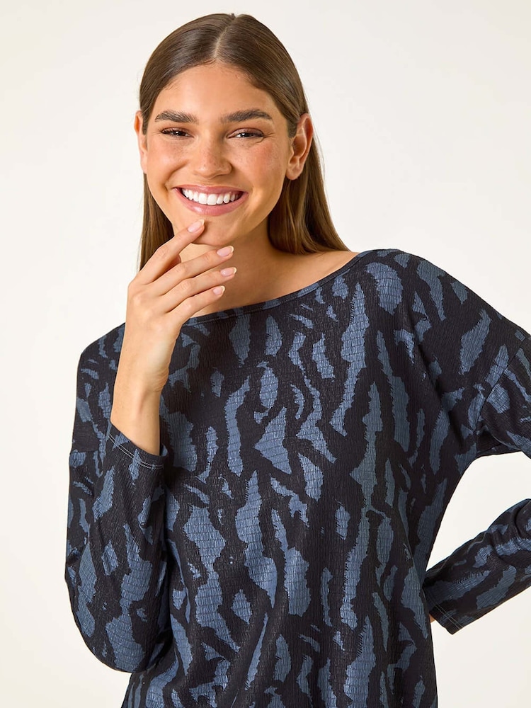 Roman Blue Tie Hem Geometric Print Top - Image 2 of 5 Roman Blue Tie Hem Geometric Print Top - Image 2 of 5