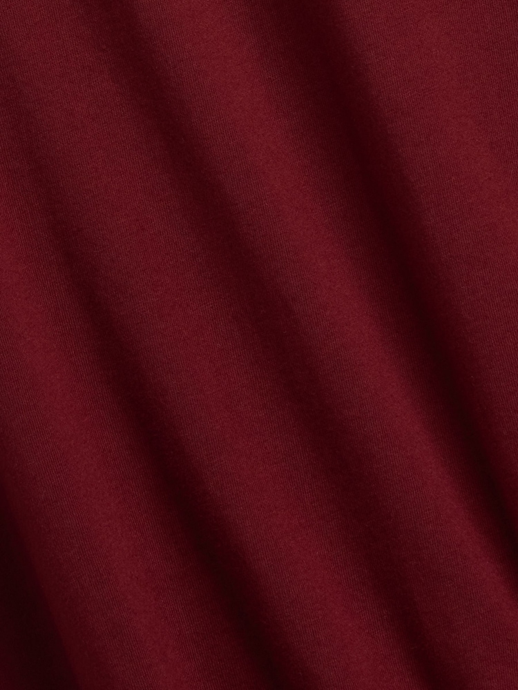 Gap Burgundy Red Everyday Soft Crew Neck T-Shirt - Image 5 of 5 Gap Burgundy Red Everyday Soft Crew Neck T-Shirt - Image 5 of 5