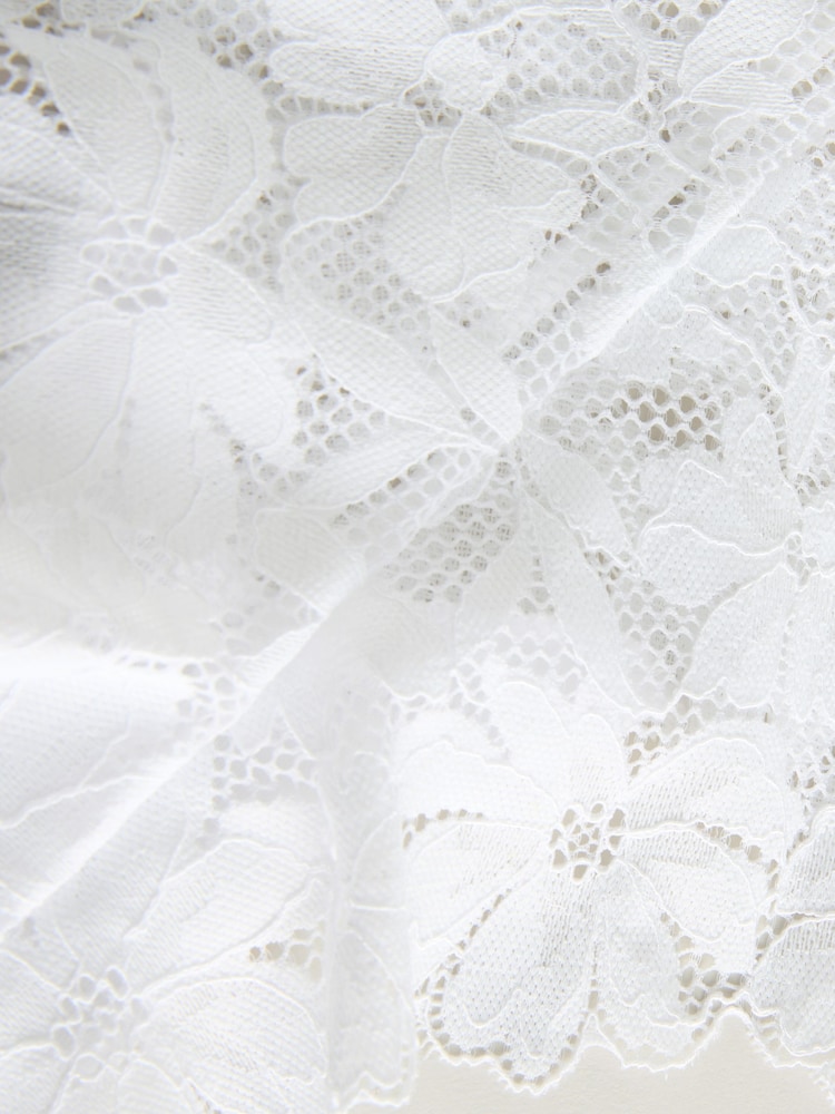 Blanc - Slip brésilien en dentelle à imprimé floral - Image 6 of 7
