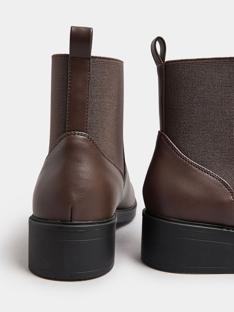 Yours Curve Brown Wide Fit Extra Wide Fit PU Elastic Chelsea Boots - Image 4 of 4