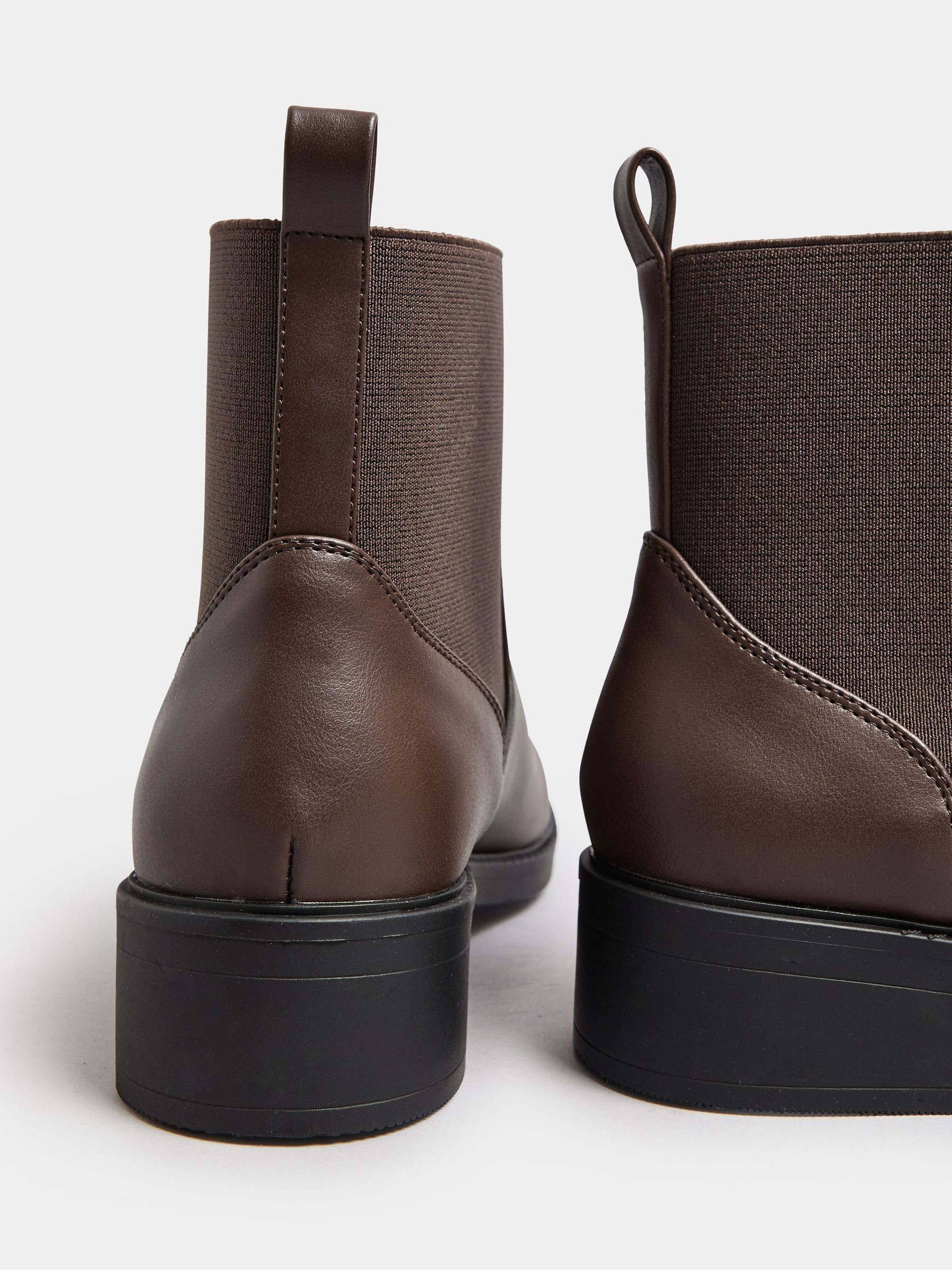 Yours Curve Brown Extra Wide Fit Extra Wide Fit PU Elastic Chelsea Boots - Image 4 of 5