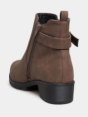 Yours Curve Brown Extra Wide Fit Extra-Wide Fit Buckle Ankle Boots - Image 3 of 4