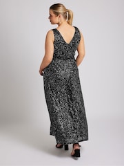 Yours Curve Black London Sequin V-Neck Maxi Dress - Image 3 of 5