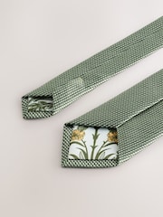 Green Tie and Pocket Square Set - Image 3 of 4