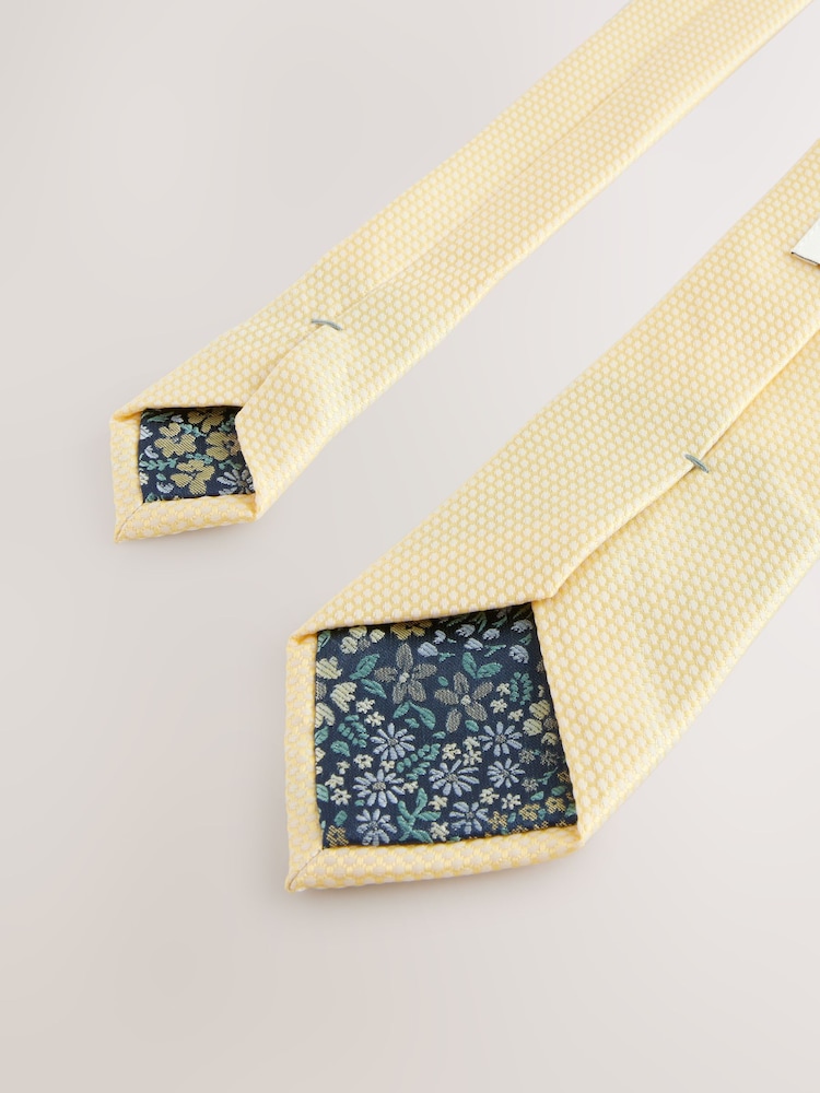 Yellow Tie and Pocket Square Set - Image 4 of 4