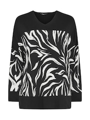 Yours Curve Black Abstract Print Top - Image 5 of 5