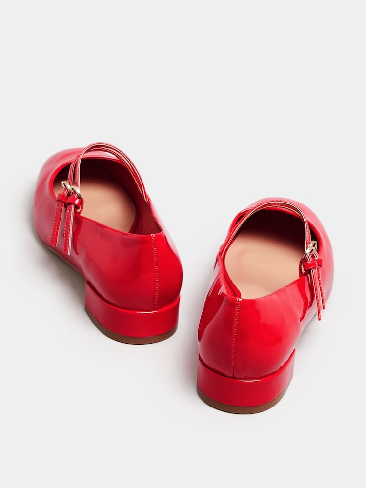 Yours Curve Red Extra Wide Fit Extra-Wide Mary Jane Fit Low Block Patent Shoes - Image 4 of 5