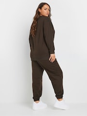 Yours Curve Brown Crewneck Sweatshirt with Cuffed Chocolate Joggers Set - Image 3 of 5