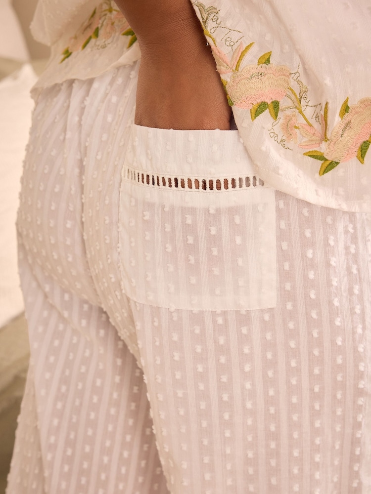 Pijama blanco de algodón bordado 100% de B by Ted Baker - Imagen 6 de 6 Pijama blanco de algodón bordado 100% de B by Ted Baker - Imagen 6 de 6