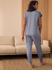 B by Ted Baker – Pyjama aus Satinmix mit blauem Blumenmuster - Bild 3 von 6