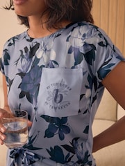 B by Ted Baker – Pyjama aus Satinmix mit blauem Blumenmuster - Bild 6 von 6