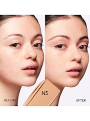 MAC Studio Fix Fluid Broad Spectrum Foundation SPF15 30ml - Image 3 of 5