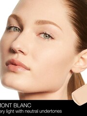 NARS Soft Matte Complete Foundation - Image 3 of 6