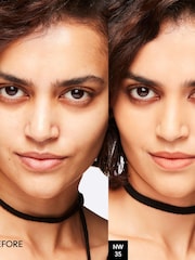 MAC Studio Fix Powder Plus Foundation - Image 4 of 5
