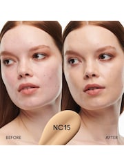 MAC Studio Radiance Serum Powered Foundation - Image 3 of 6