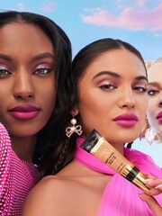 Too Faced Born This Way Soft Matte Foundation 30ml - Image 3 of 5