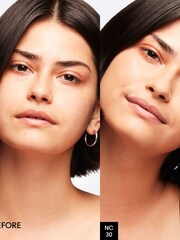 MAC Studio Fix Powder Plus Foundation - Image 4 of 5