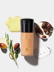MAC Studio Radiance Serum Powered Foundation - Image 4 of 6
