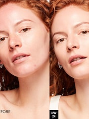 MAC Studio Fix 24-Hour Smooth Wear Concealer - Image 3 of 4