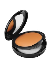 MAC Studio Fix Powder Plus Foundation - Image 3 of 5