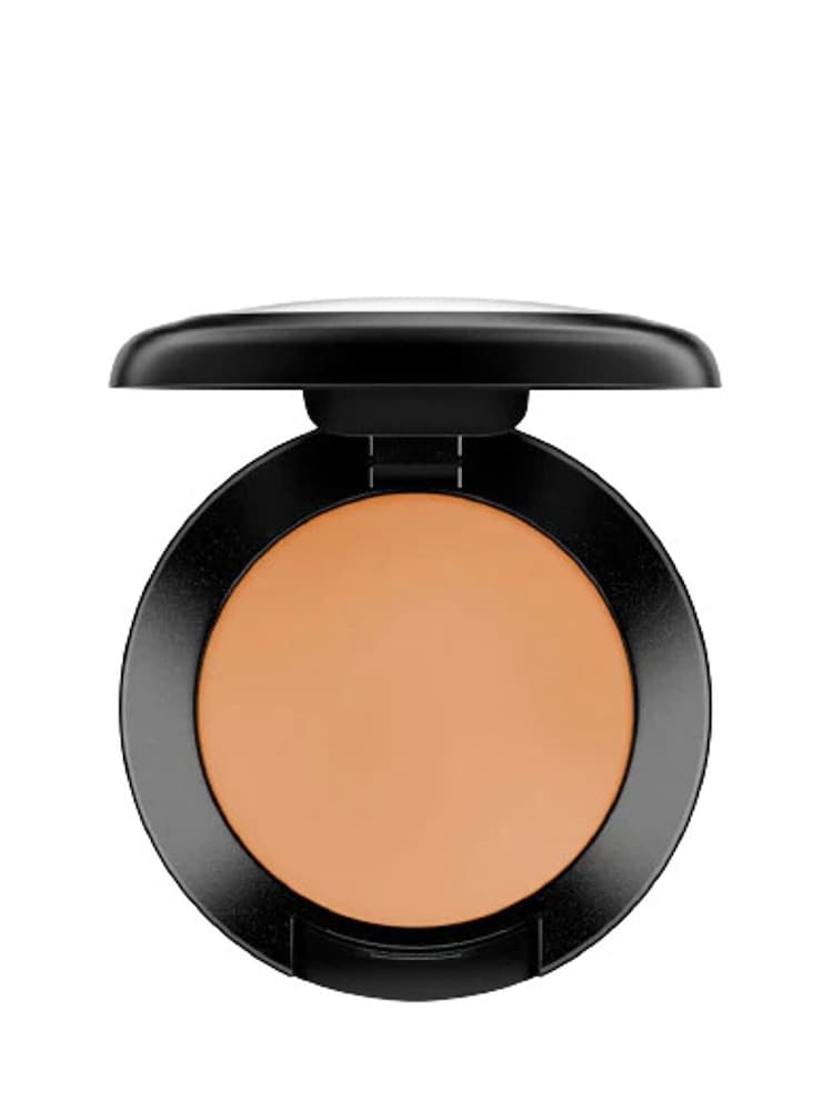MAC Studio Finish Spf 35 Concealer - Image 2 of 2 MAC Studio Finish Spf 35 Concealer - Image 2 of 2