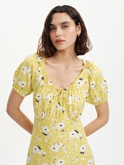 Finery Green Floral Jada Puff Sleeve Midi Dress - Image 3 of 4
