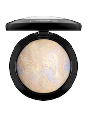MAC Mineralize Skinfinish Face Powder - Image 2 of 5