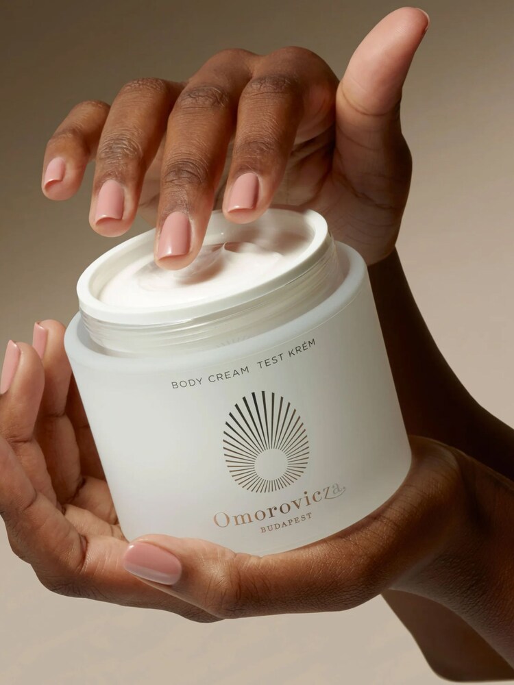 Omorovicza Body Cream 200ml - Image 3 of 3