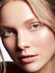 MAC Mineralize Skinfinish Face Powder - Image 4 of 5