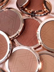 ICONIC London Ultimate Bronzing Powder - Image 5 of 5