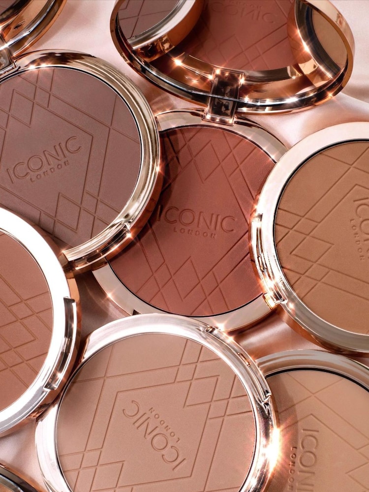 ICONIC London Ultimate Bronzing Powder - Image 5 of 5