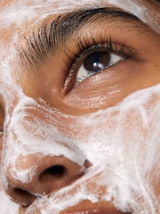 Omorovicza Cleansing Foam 150ml - Image 3 of 5