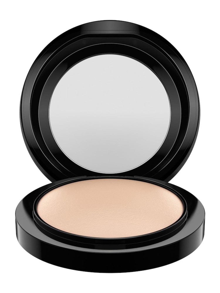 MAC Mineralize Skinfinish Face Powder - Image 1 of 1