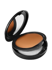 MAC Studio Fix Powder Plus Foundation - Image 3 of 5