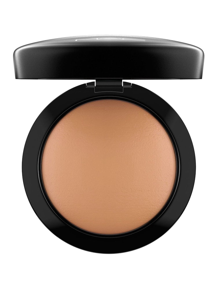 MAC Mineralize Skinfinish Natural Face Powder - Image 2 of 4