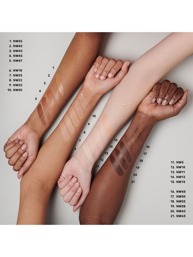 MAC Studio Radiance Serum Powered Foundation - Image 7 of 7