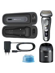Braun Series 9 Pro 9477cc Electric Shaver for Men, 4+1 Head with ProLift Trimmer, PowerCase, 5-in-1 SmartCare Center - Image 4 of 5