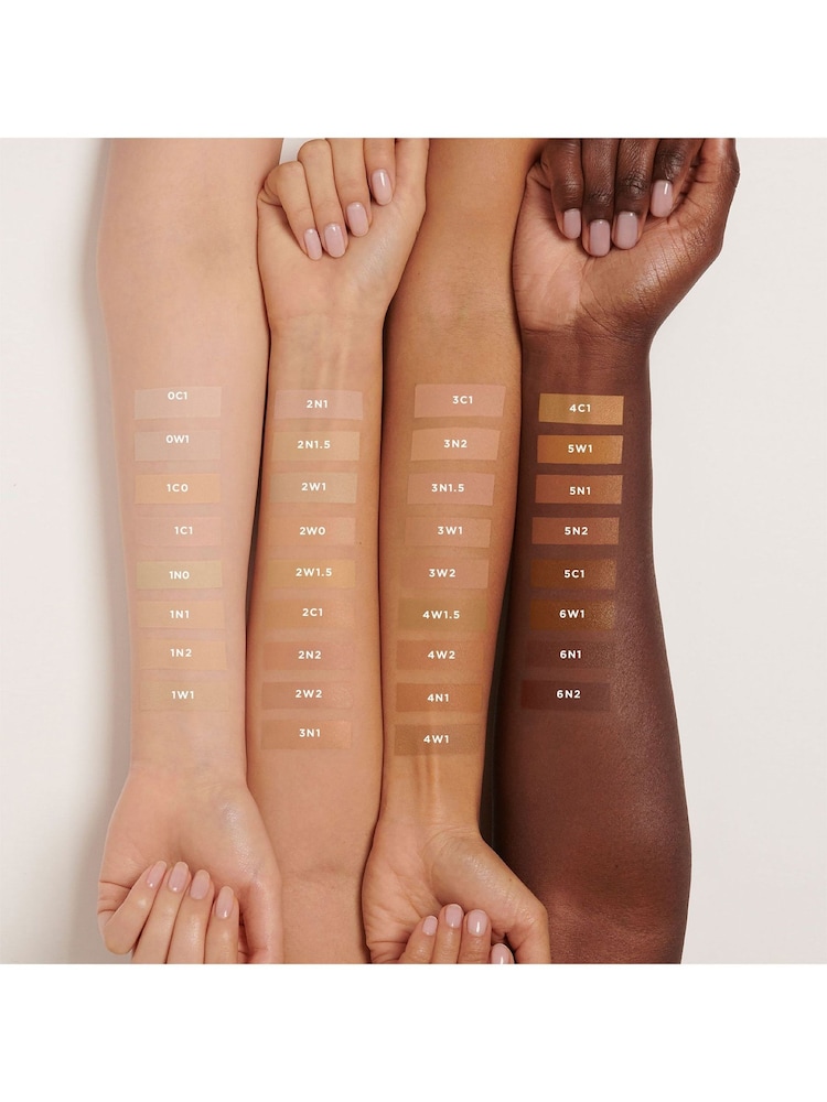 Laura Mercier Flawless Lumière Radiance Perfecting Foundation - Image 4 of 4