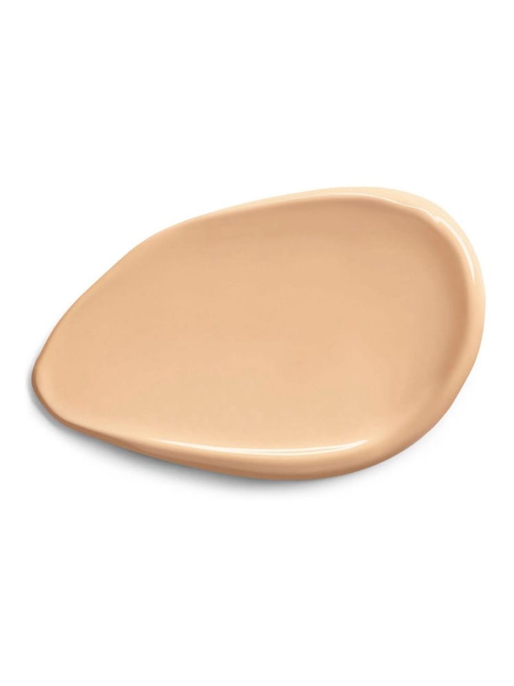 Clarins Everlasting Foundation - Image 2 of 2 Clarins Everlasting Foundation - Image 2 of 2