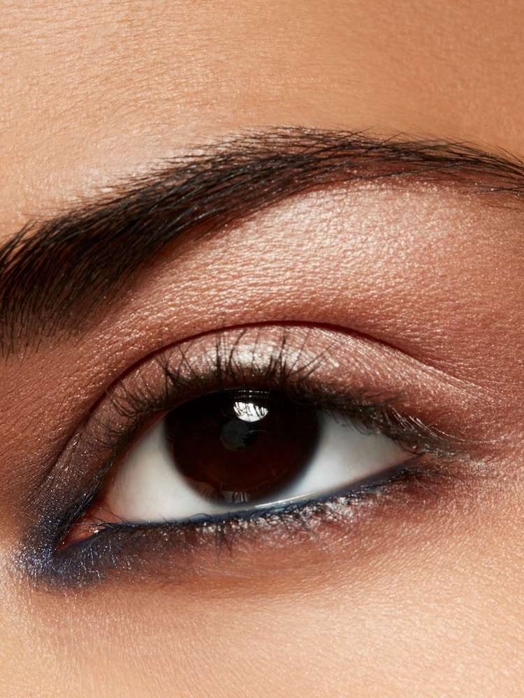 MAC Small Eye Shadow - Image 5 of 5