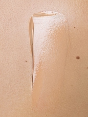 Yves Saint Laurent NU Bare Look Skin Tint Foundation 30ml - Image 2 of 5