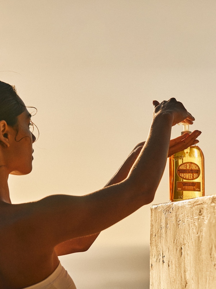 L'OCCITANE Almond Shower Oil 500ml - Image 5 of 5