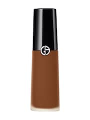 Armani Beauty Luminous Silk Lightweight Liquid Concealer - Image 3 of 9
